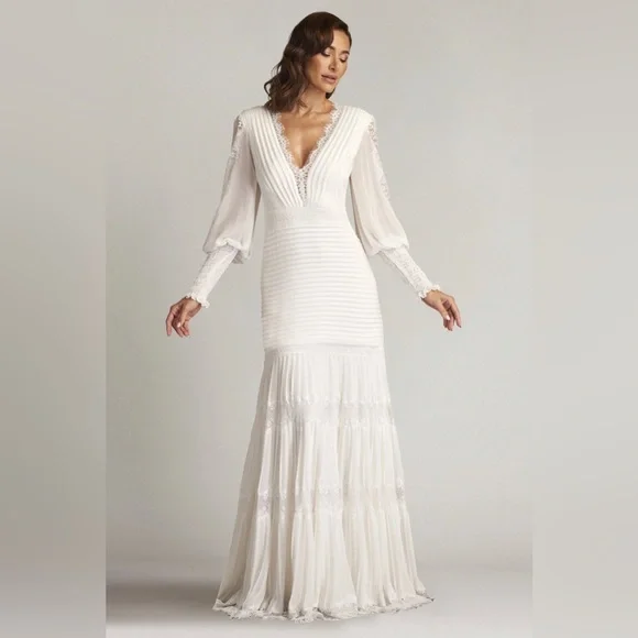 TADASHI SHOJI - NYSSA BISHOP SLEEVE GOWN - Picture 5 of 6